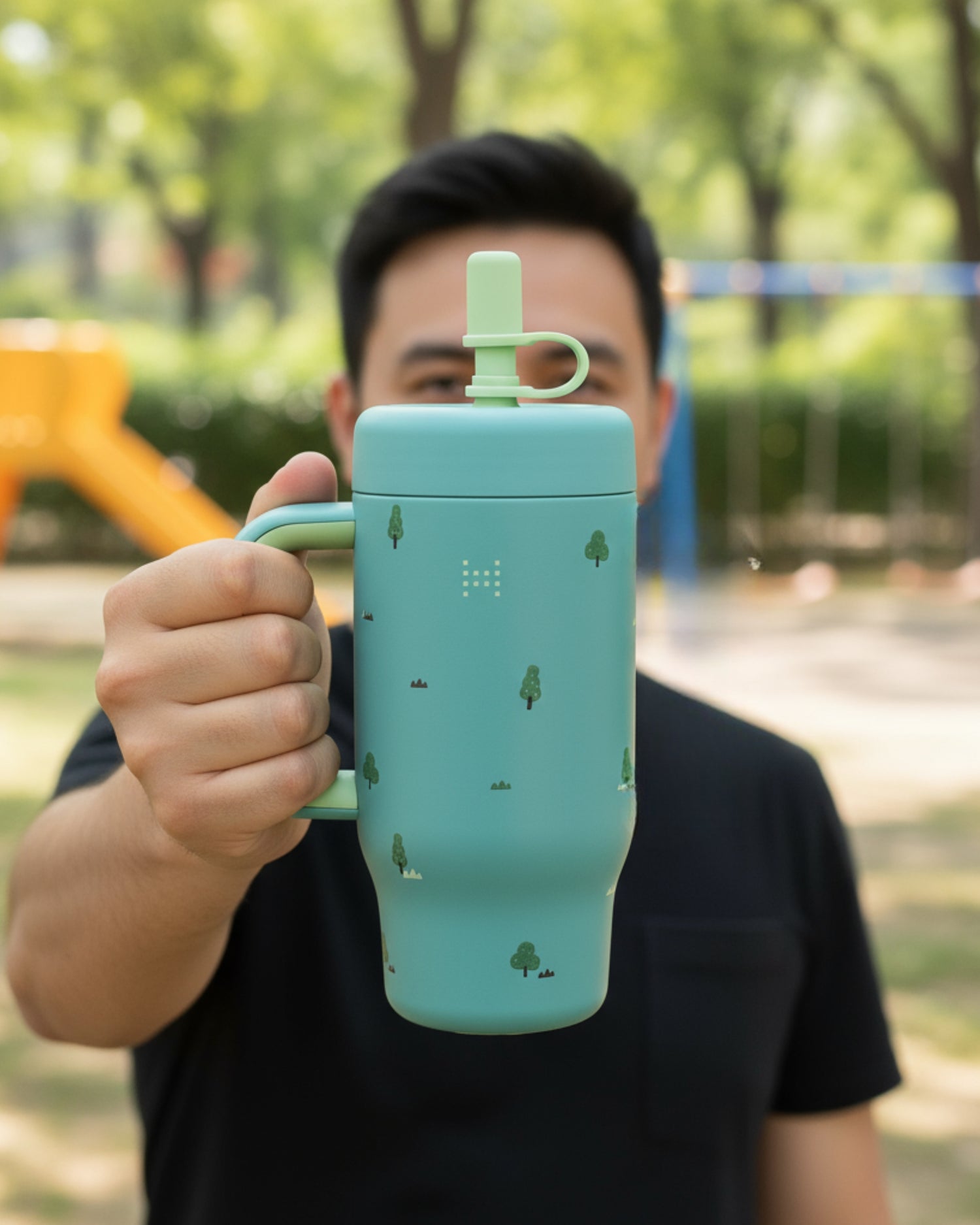 Copo Térmico Floresta 530 ml com Canudo e Alça - Verde