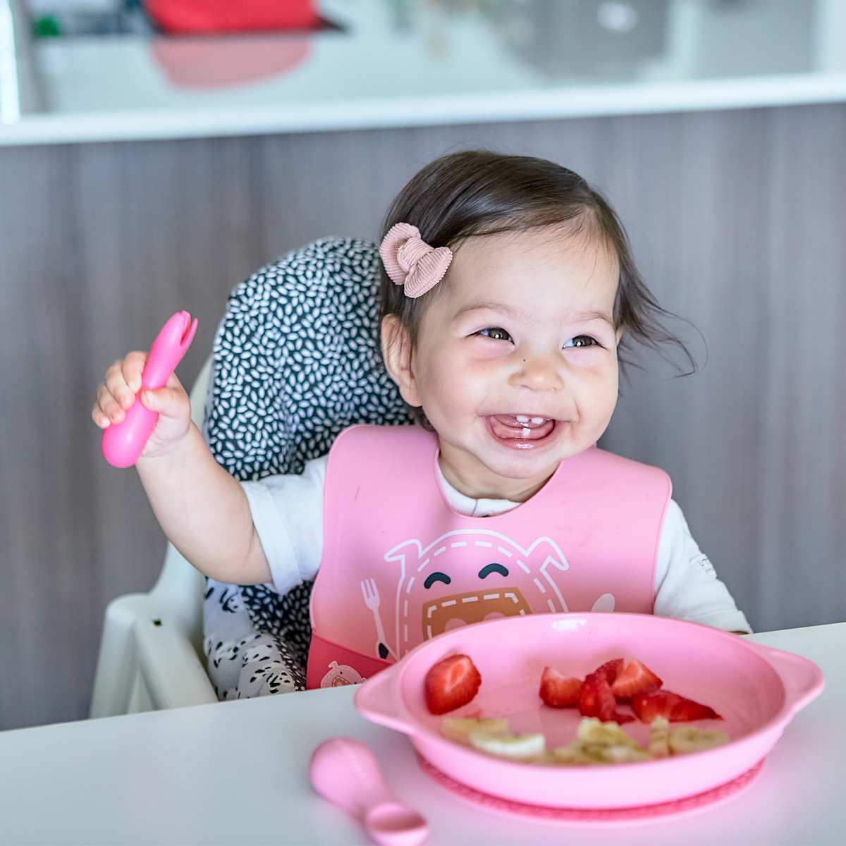 Kit Colher E Garfo Para Treinamento Em Silicone Porquinha Pokey - Rosa