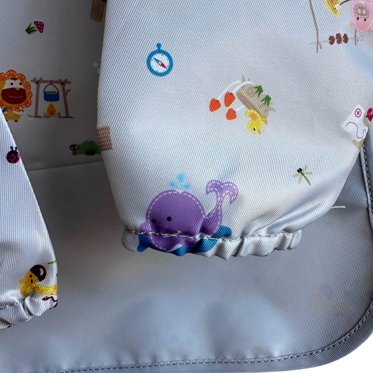 Babador Avental Manga Longa Com Bolso Cinza