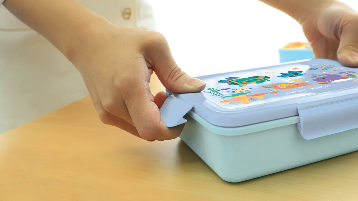 Bento Box Com 2 Divisórias Em Silicone Removíveis 700Ml Sealife - Azul
