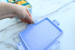 Bento Box Com 2 Divisórias Em Silicone Removíveis 700Ml Sealife - Azul